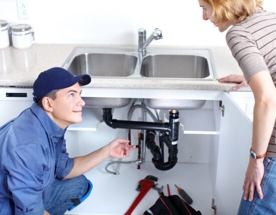 Top Plumbing Services and Expert Tips for Choosing the Best Provider