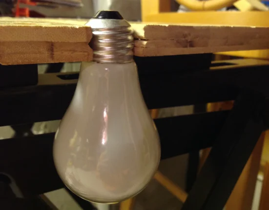 Uncover Simple Tricks to Recognize Original Bulb Holders and Avoid Purchasing Unsafe Fake Versions
