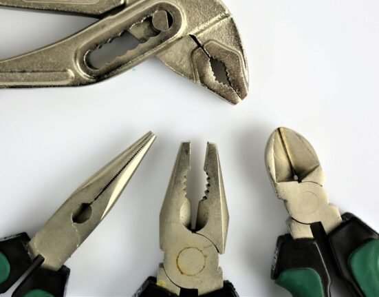 Choosing the Right Pliers for Automotive Work: A Mechanic’s Guide
