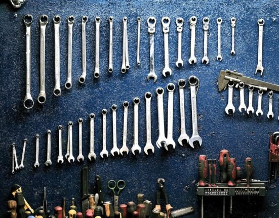 Find the Essential Tools That Professionals Use to Deliver Faster, High-Quality Repairs