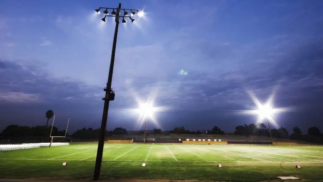 Solar Lights vs. Traditional Lights: A Comparison