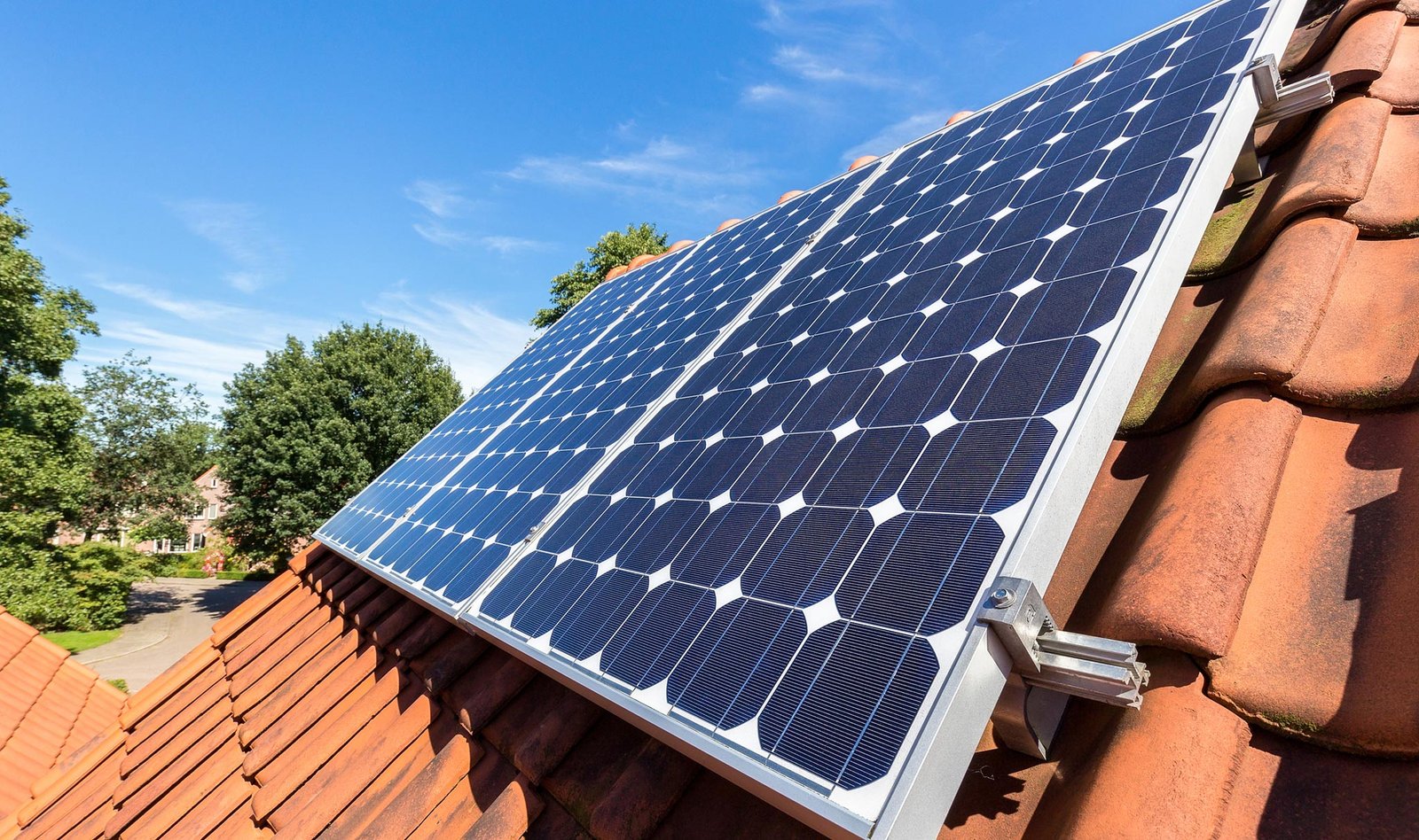 How to Get Solar Panels for Your Home